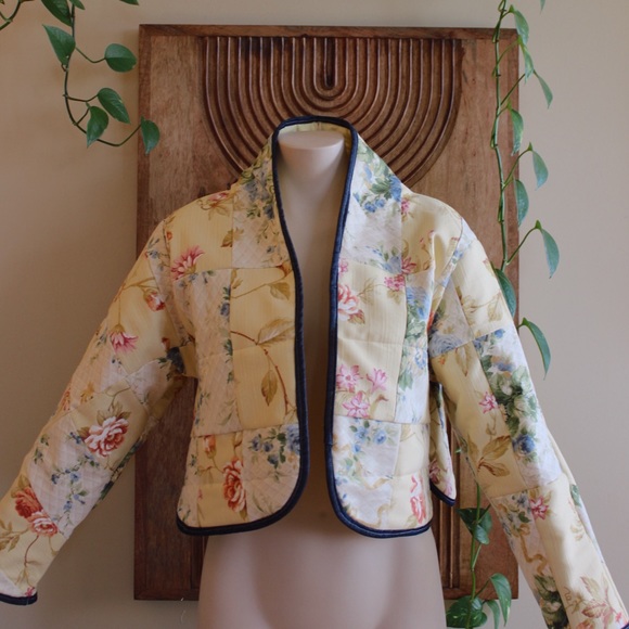 Quilted cropped spring jacket - Picture 2 of 4